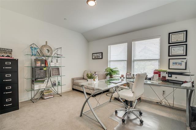 Building Photo - 2724 Splendor Ln