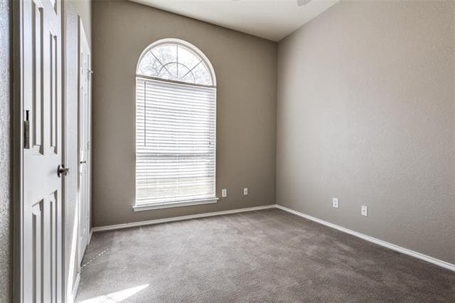 Building Photo - 1214 Sandhurst Ct