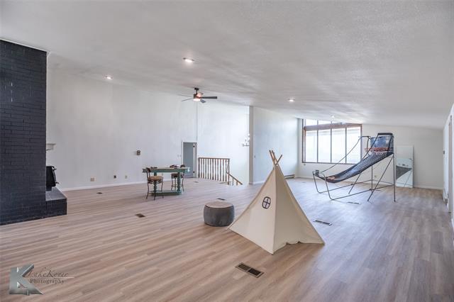 Building Photo - 1302 Air Base Rd