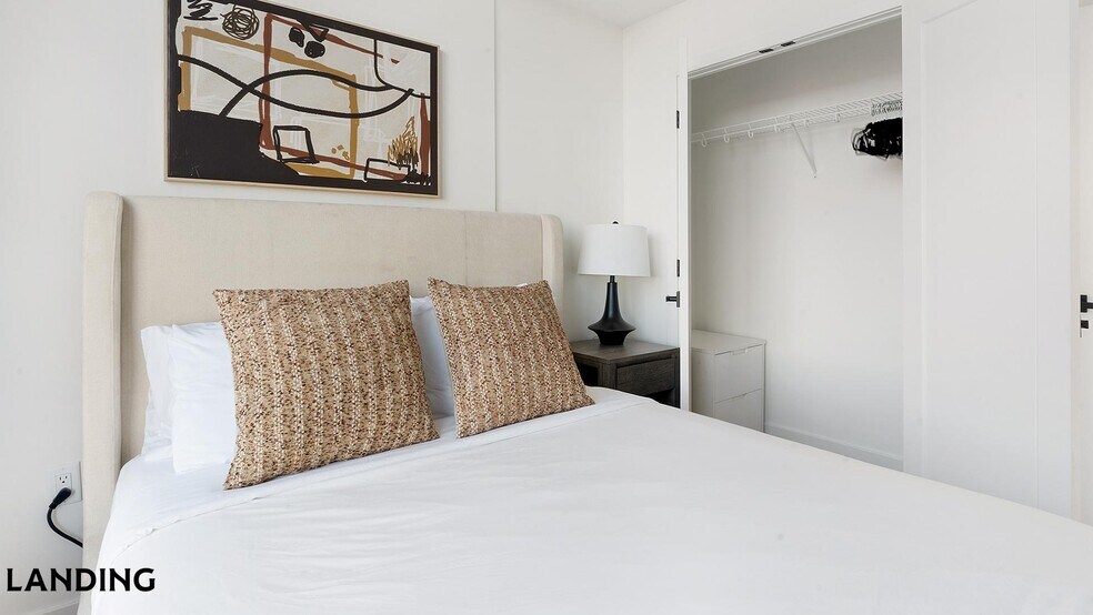 Building Photo - 632 Howard Rd SE