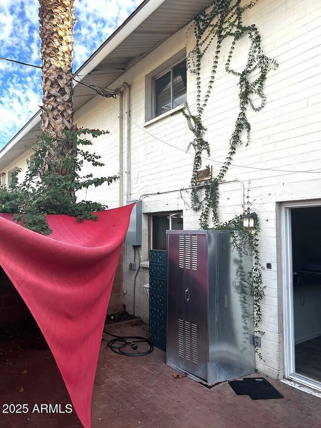 Building Photo - 4505 N 17th Ave