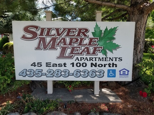 Building Photo - 45 E 100 N