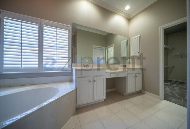 Building Photo - 7243 Brambury Ct