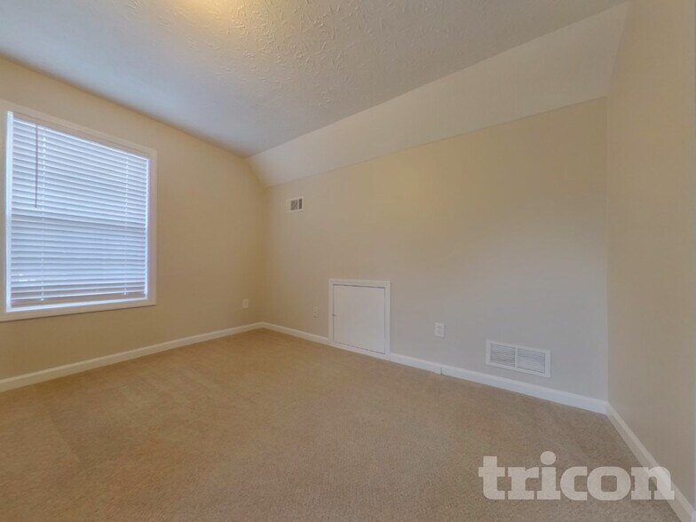 Building Photo - 63 Bent Creek Dr