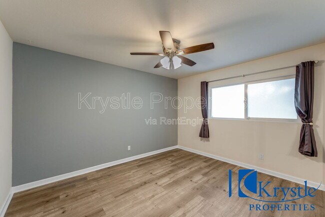 Building Photo - 175 Toyon Dr