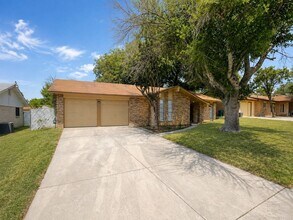 Building Photo - 4231 Eagle Nest Dr