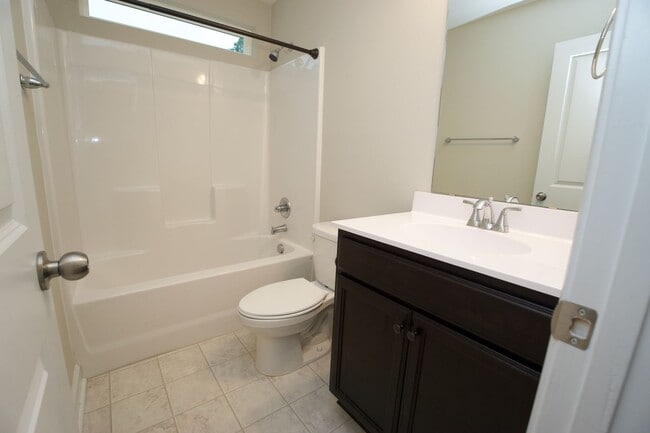 Building Photo - 2013 Belgrade-Swansboro Rd