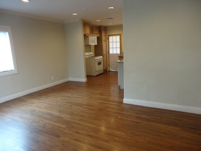 Building Photo - 17565 Bullock St