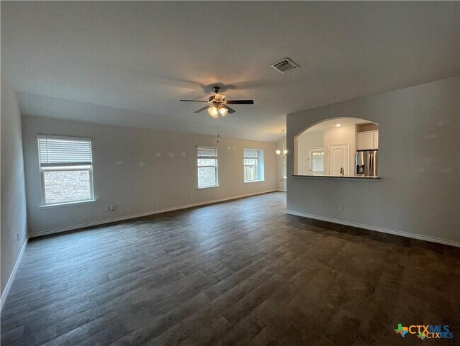 Building Photo - 6161 Lavaca Dr