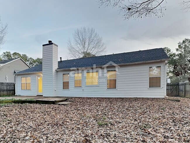 Building Photo - 3471 Erin Glen NW