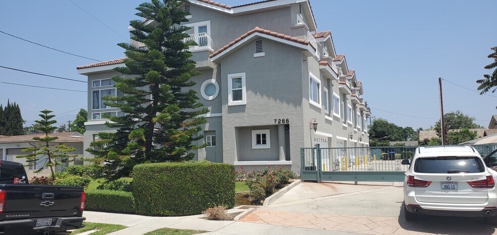 Building Photo - 7266 Jackson