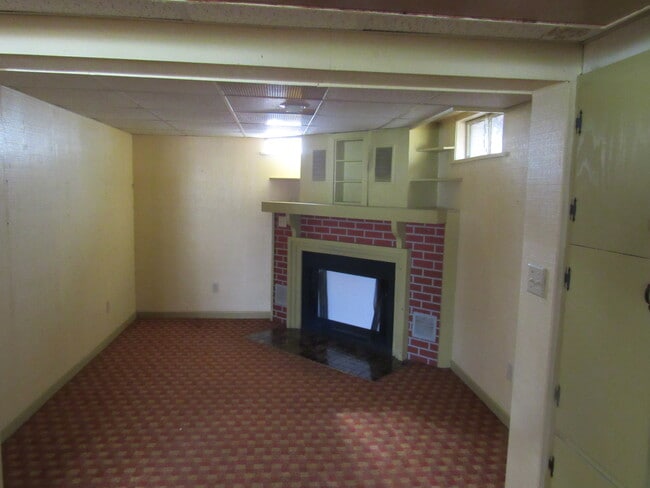 Building Photo - 601 Michael Ct