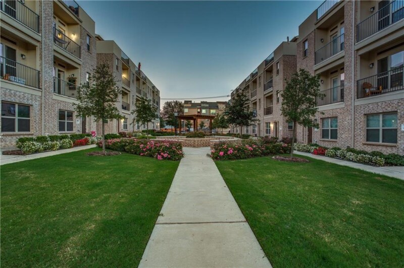 Building Photo - 1310 Rancho Mirage Dr