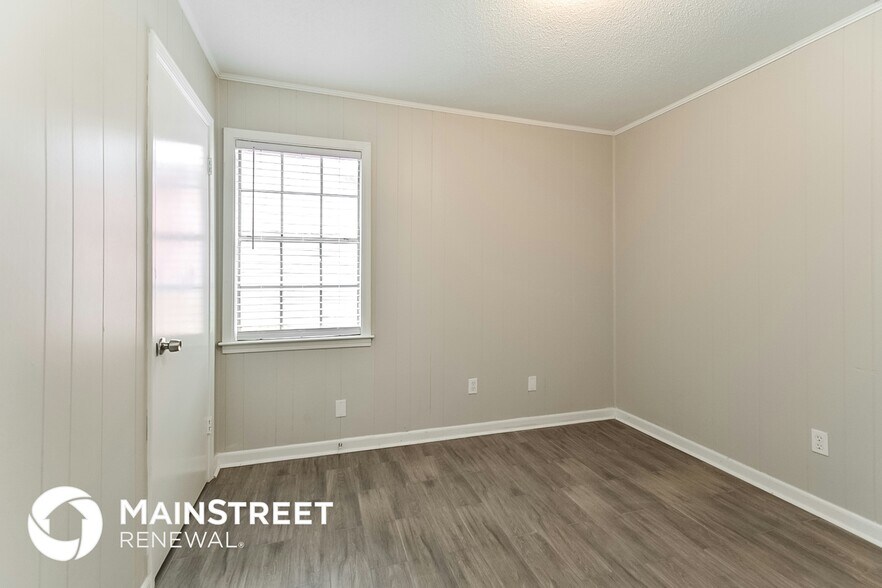 Building Photo - 3571 Castleman St