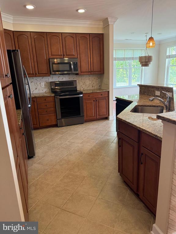 Building Photo - 17 Clay Lodge Ln