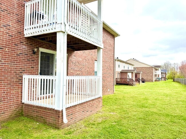 Building Photo - 402 Jack Miller Blvd