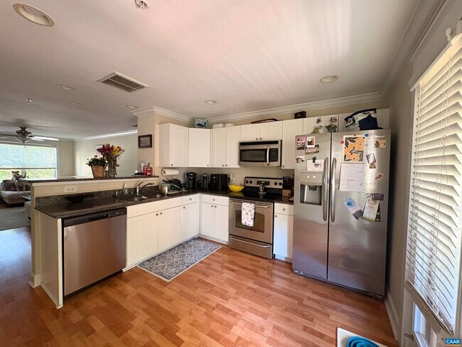 Building Photo - 1855 Candlewood Ct