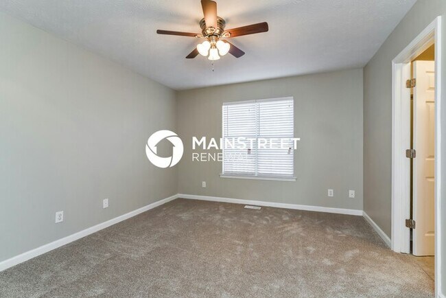 Building Photo - 3 Bedroom Pet-Friendly Home in Flowery Branch, GA with Main Street Renewal