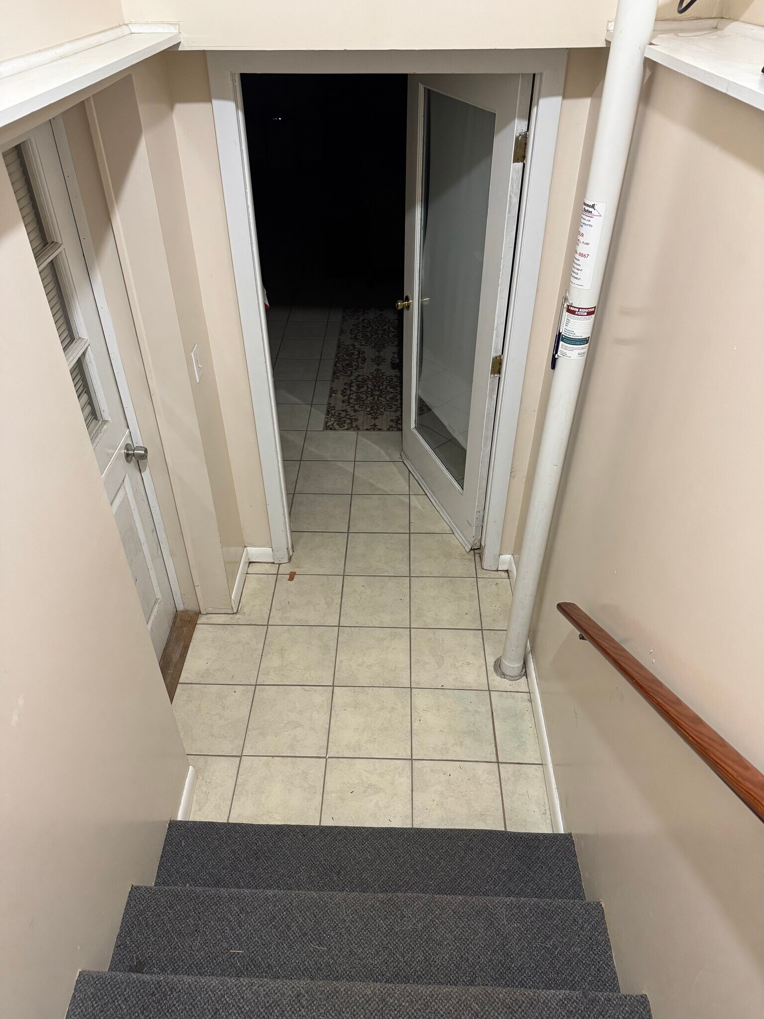 Private Entrance - 11 Vanech Dr
