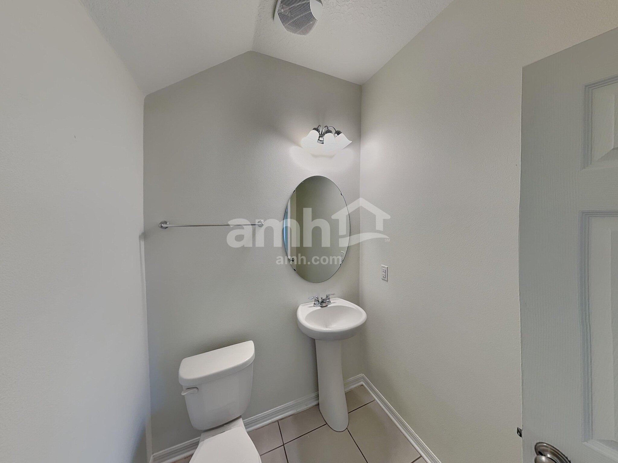 Building Photo - 5405 Manchester Dr