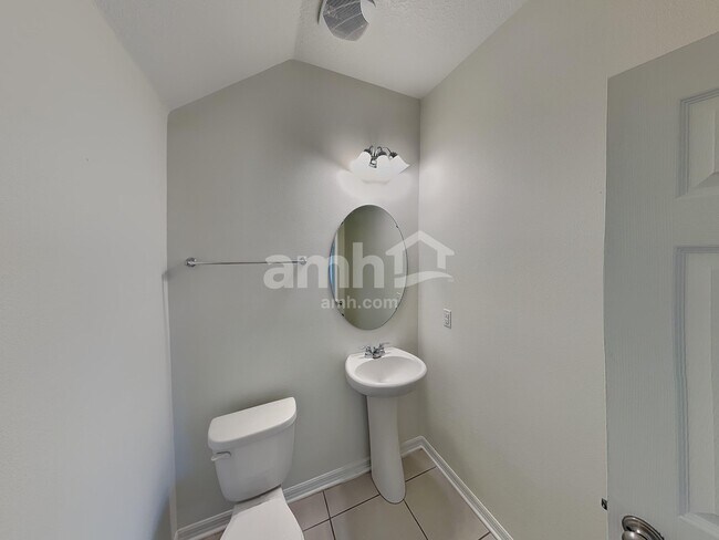 Building Photo - 5405 Manchester Dr