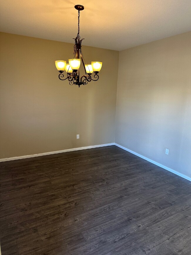 Building Photo - "Spacious 5-Bedroom Home in Thornton with ...