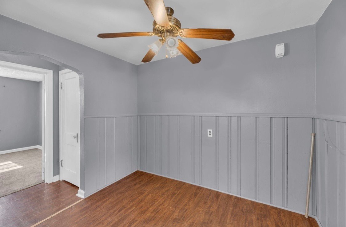 Building Photo - 1631 Summit Rd