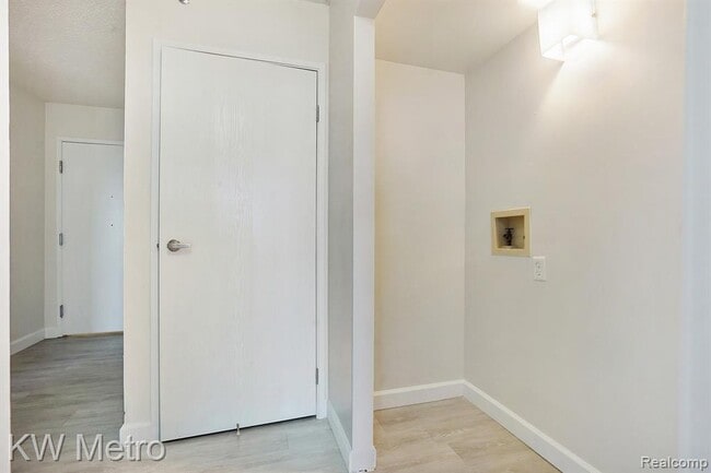 Building Photo - 24111 Civic Center Dr