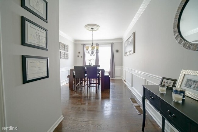 Building Photo - 4 br, 3 bath House - 240 Windy Circle