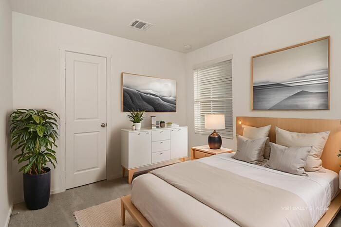 Building Photo - 606 Layne Overlook