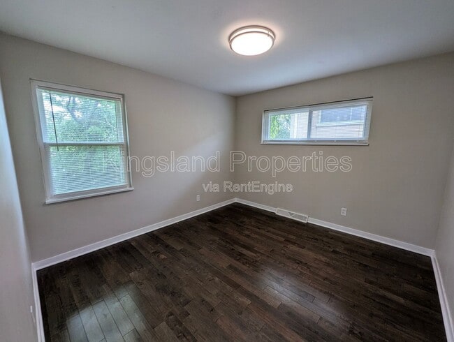 Building Photo - 1146 Swarthmore Ln