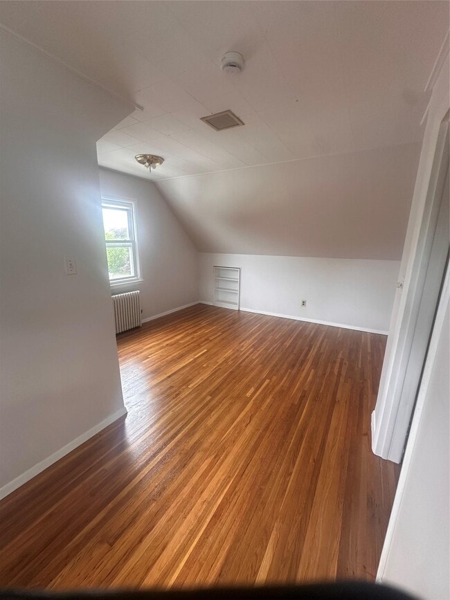 Building Photo - 57 Netherwood Dr