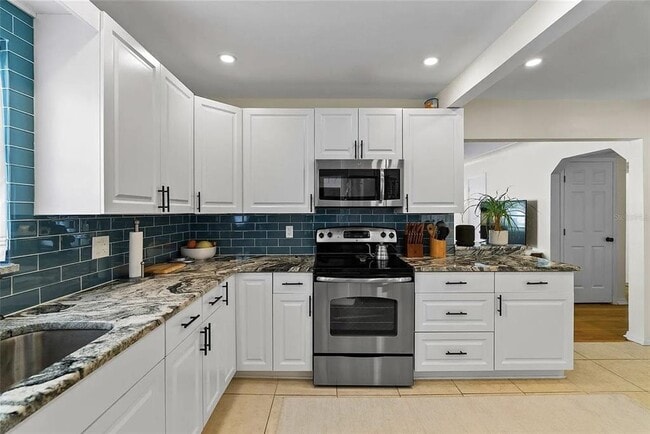 Building Photo - 4628 Dr M.L.K. Jr St N