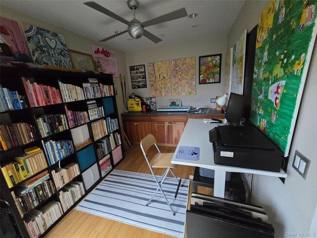 Building Photo - 100 Nantwick St