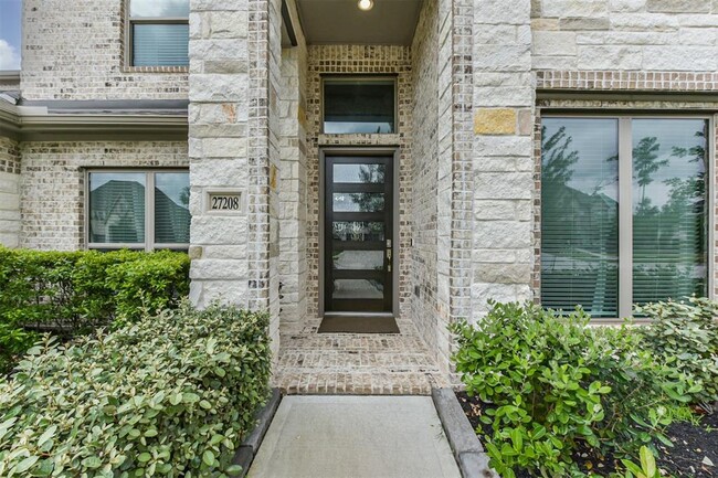 Building Photo - 27208 Starry Oaks Dr