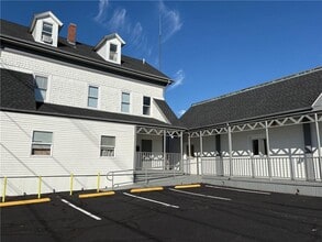 Building Photo - 191 Nashua St