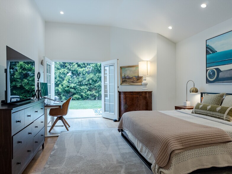 Building Photo - 5323 W Goldenwood Dr