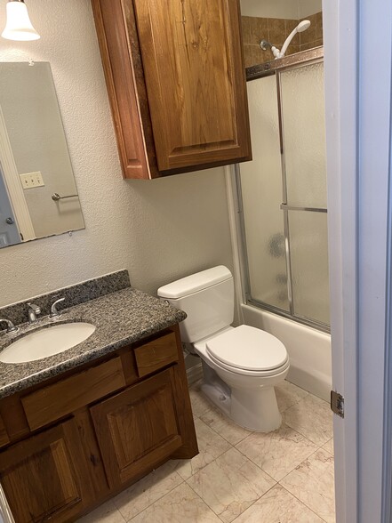 full bathroom upstairs - 606 South A Ave.