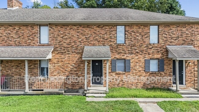 Primary Photo - 1649 Foxhaven Dr