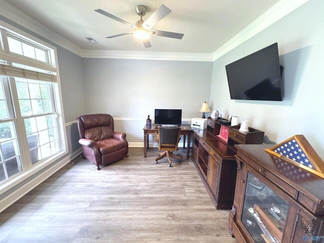 Building Photo - 318 Freedom Ct