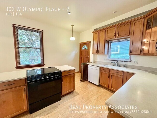 Building Photo - 302 W Olympic Pl