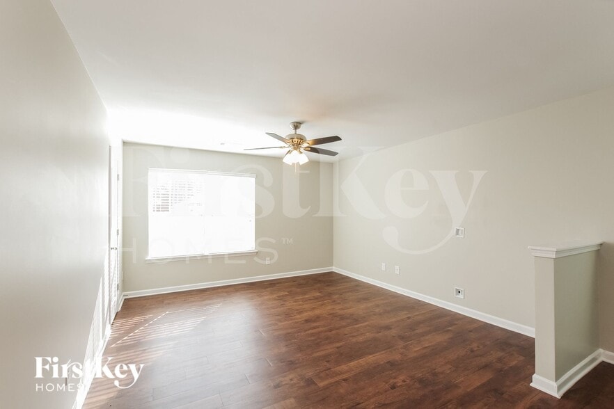 Building Photo - 7515 Niccoline Ln