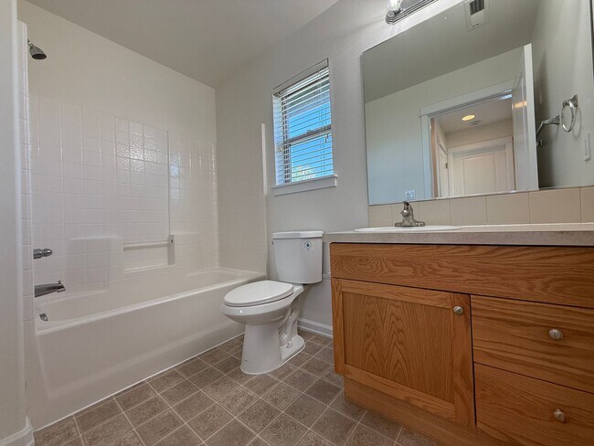 Building Photo - TAKE A LOOK AT THIS GORGEOUS HOME SITTING ...