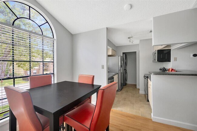 Building Photo - 8647 Mallard Reserve Dr
