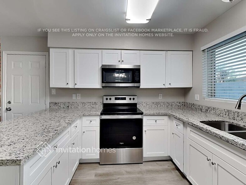 Building Photo - 2232 E Harmony Ave