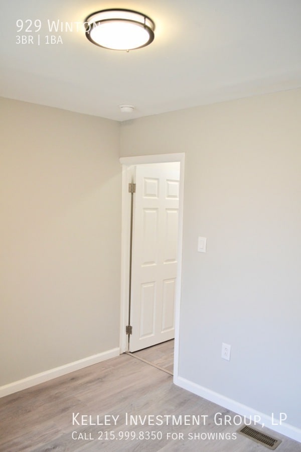 Building Photo - 929 Winton-