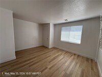 Building Photo - 8027 Sapphire Cove Ave