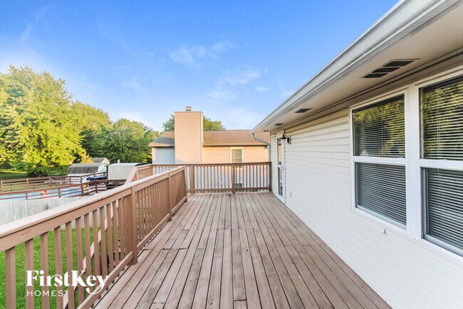 Building Photo - 7639 Gunyon Dr