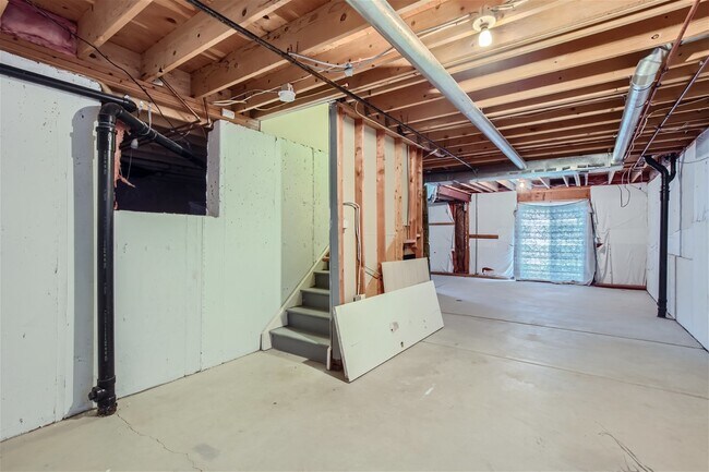 Building Photo - Beautiful Home in Summer Valley!