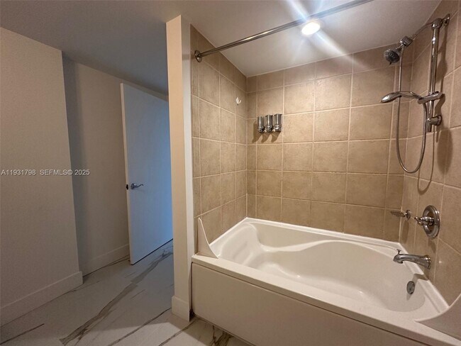 Building Photo - 19501 W Country Club Dr